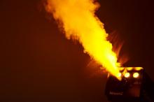 BeamZ FIRE effect www.discobaradventure.be